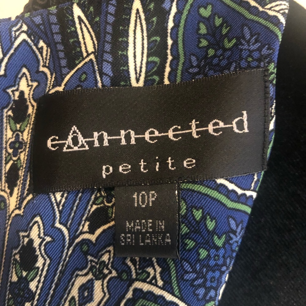 Gently worn, brand is Connected short dress size 10P - Picture 4 of 4